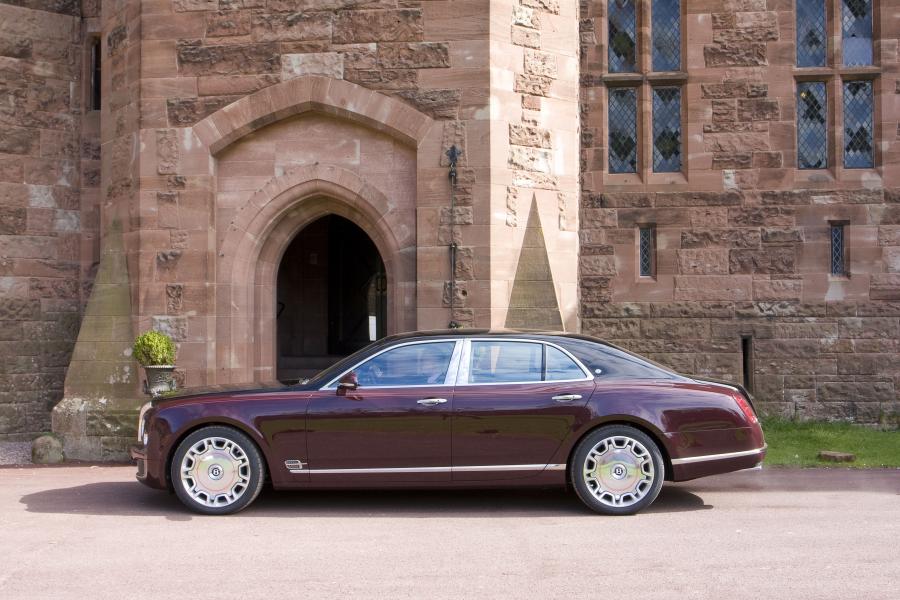  Bentley Mulsanne Diamond Jubilee Edition 2012 года  (фото 21 из 30)